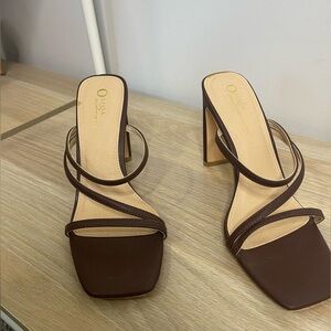 Brown Strappy Olivia Ferguson Heels size 8